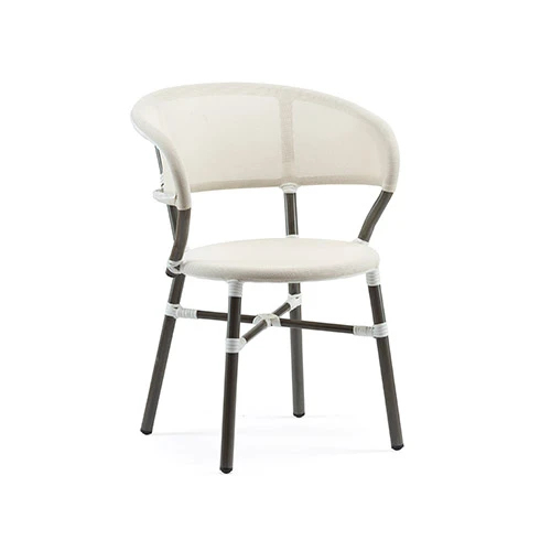 Ensembles de chaises et de tables de salle à manger pour l'extérieur